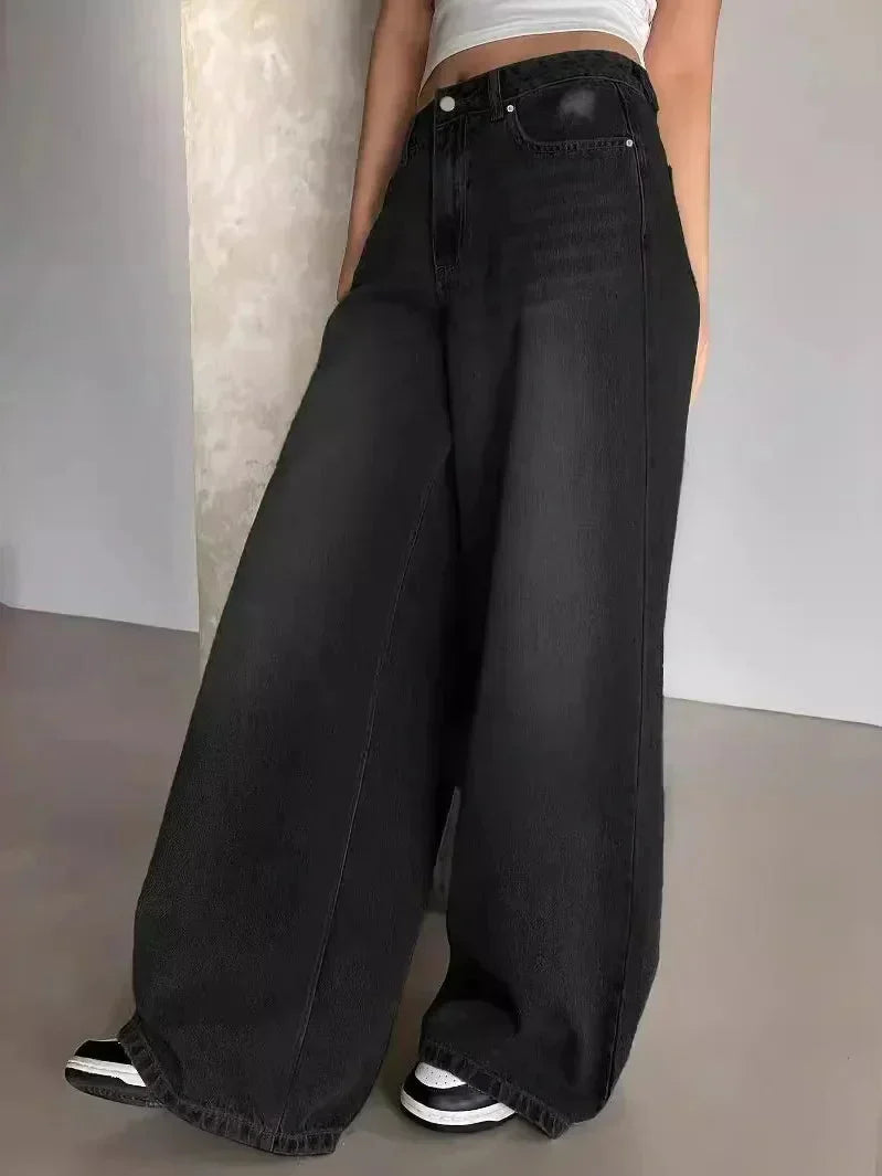 Damen Baggy Jeans mit weitem Bein lässig geschnitten