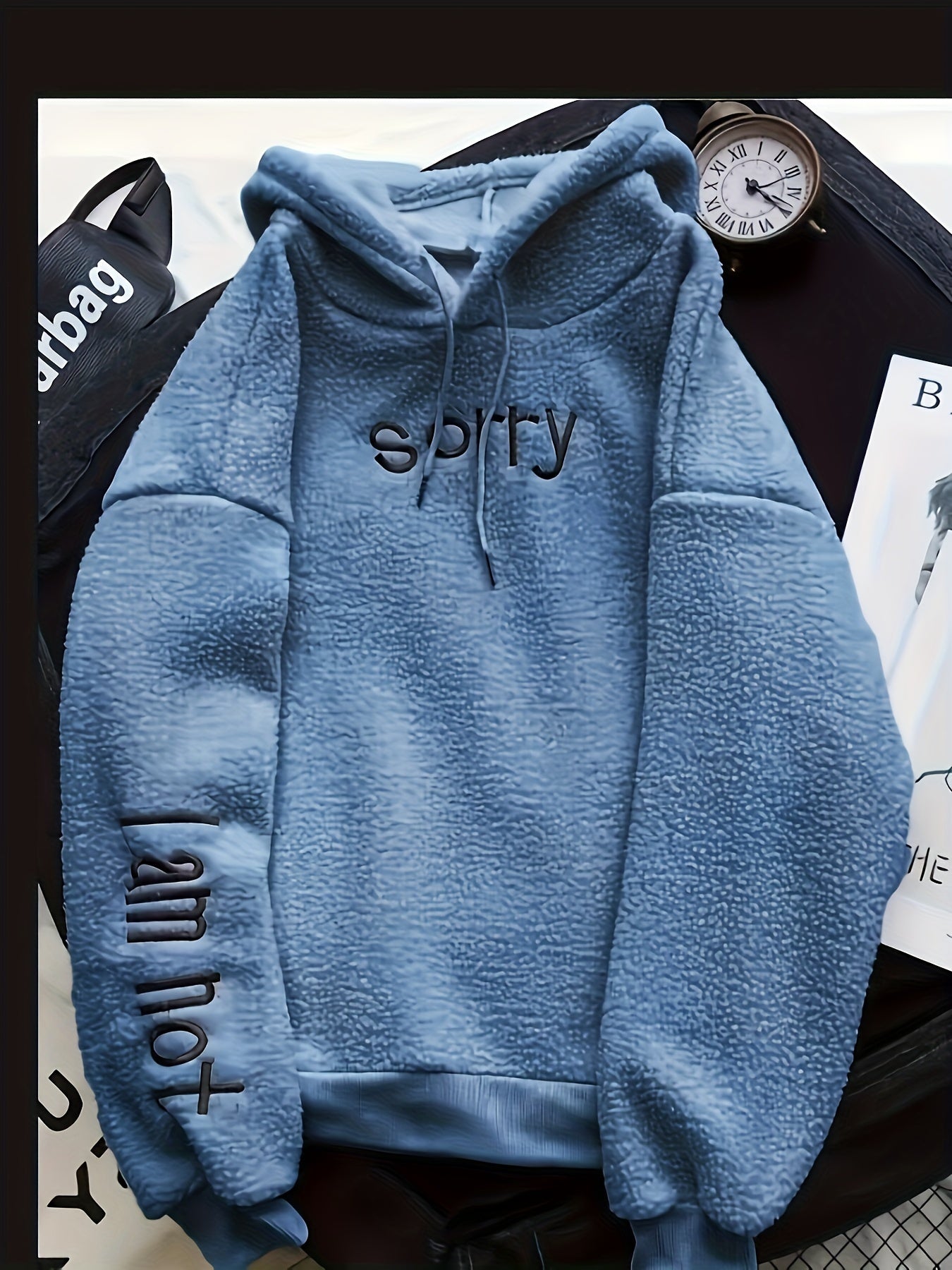 Paty® | Damen-Fleece-Hoodie mit Rückenaufdruck, perfekt für lässige Tage