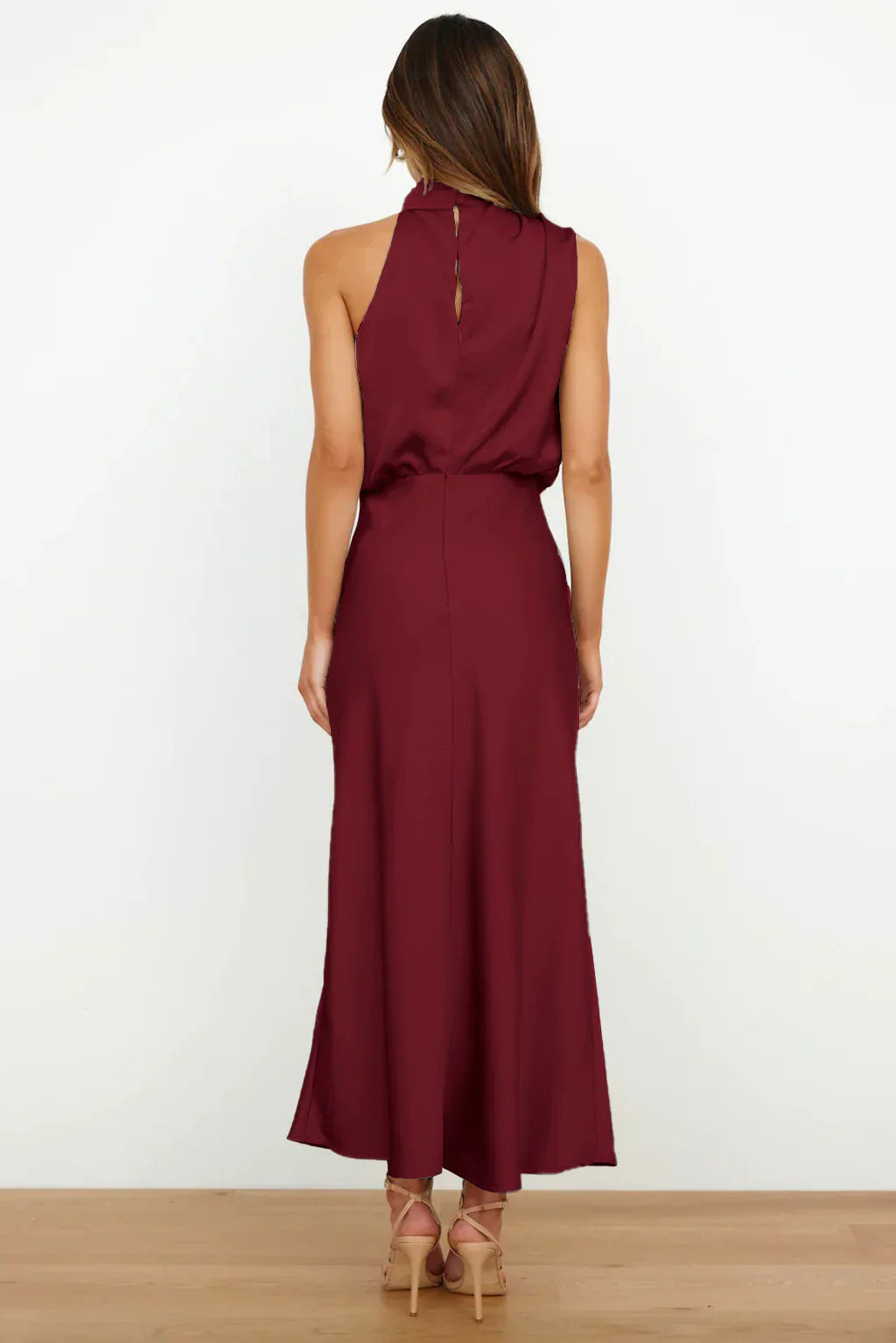Rebecca | Halterneck Satin Maxikleid