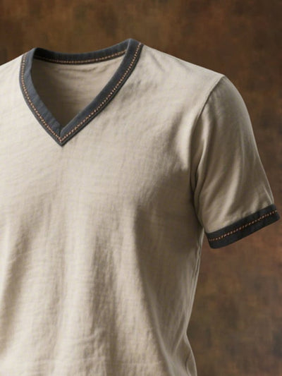 Herren Retro-T-Hemd Mit V-Ausschnitt Und Kurzen Ärmeln In Blockfarben