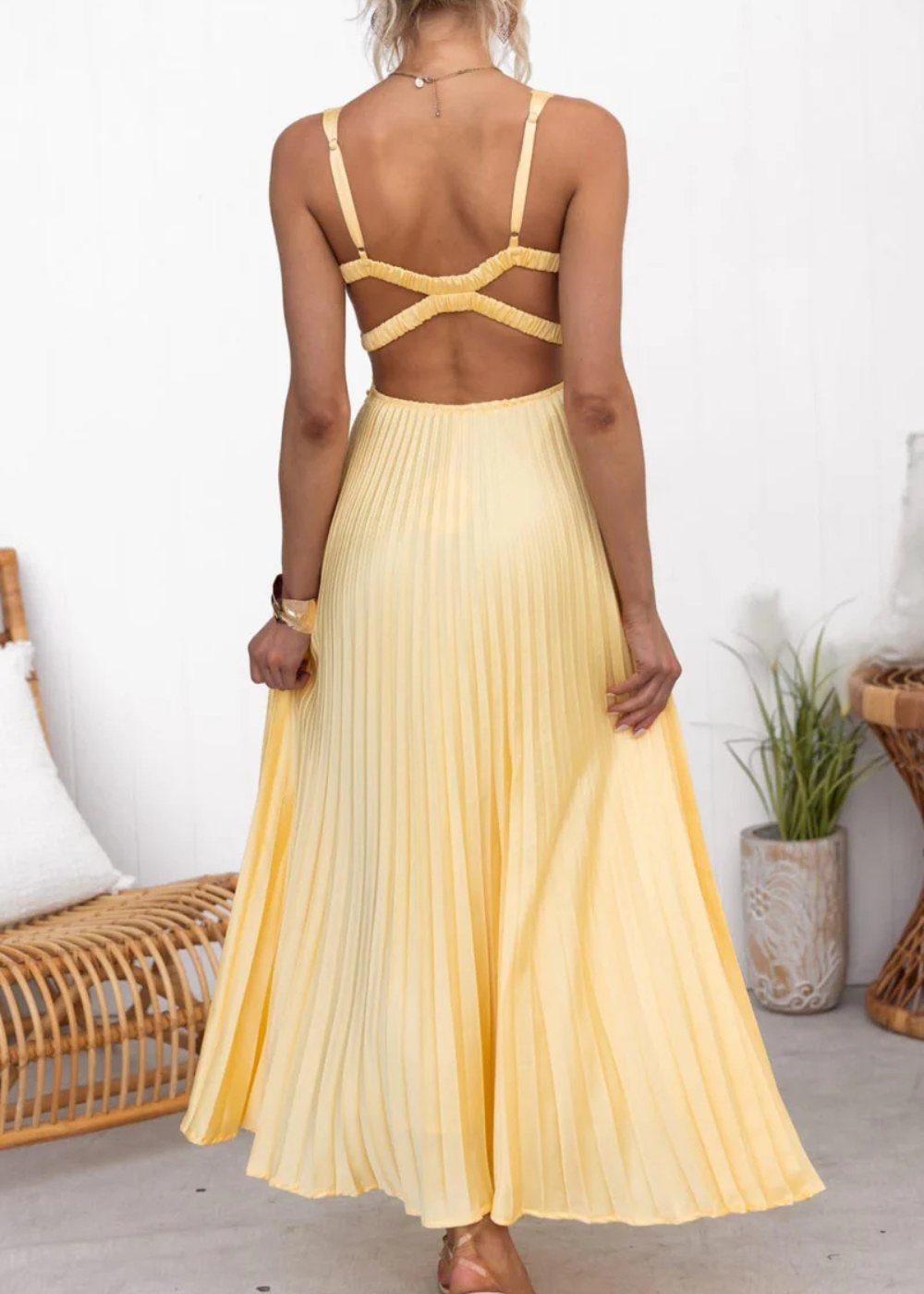 Mabel - V-Ausschnitt Plissiertes Maxikleid