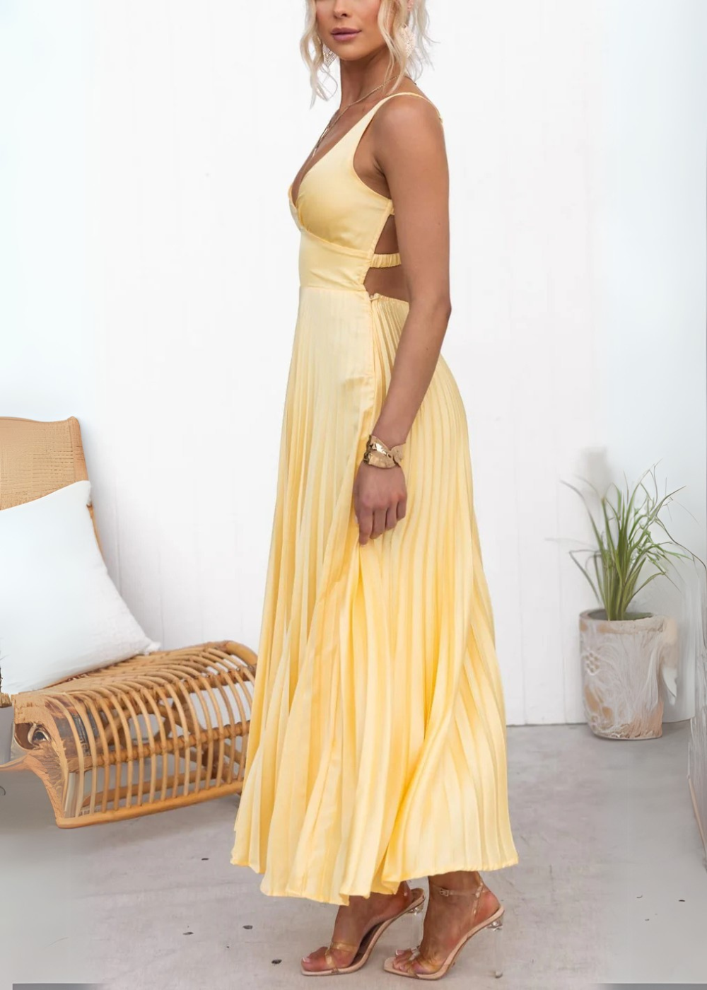 Mabel - V-Ausschnitt Plissiertes Maxikleid