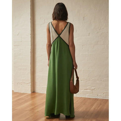 RENATA | V-AUSSCHNITT-KLEID