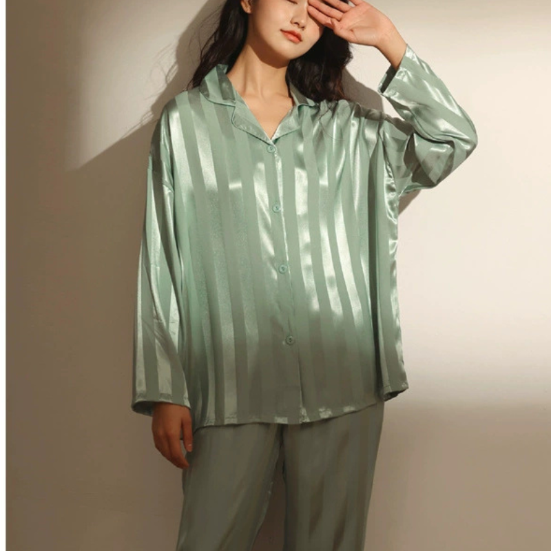 Christabel | Damen Schwarz Pyjama | Schlafanzug