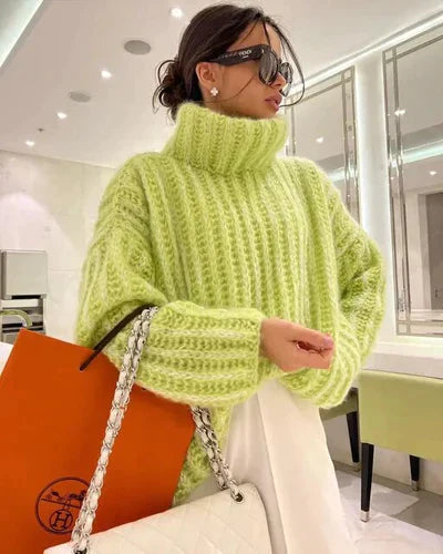 April | Entspannter und zeitloser Winterpullover