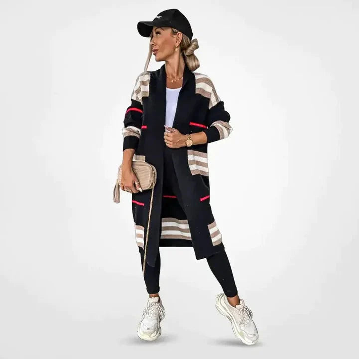 Amina | Mühelose und trendige Winter-Strickjacke